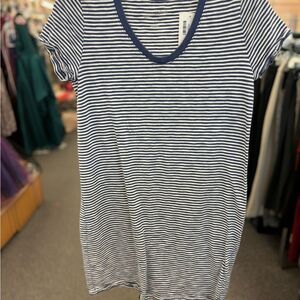 Universal Thread ladies Sm blue/white striped dress